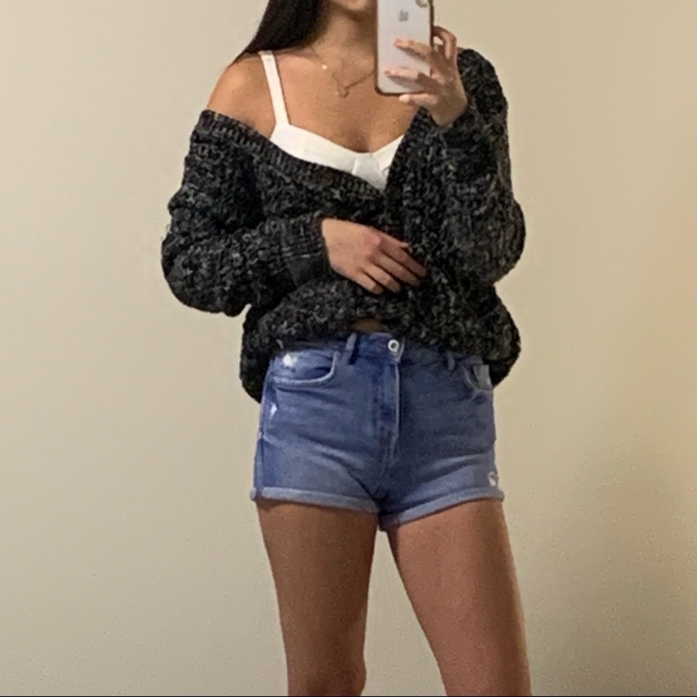 Garage cardigan with buttons